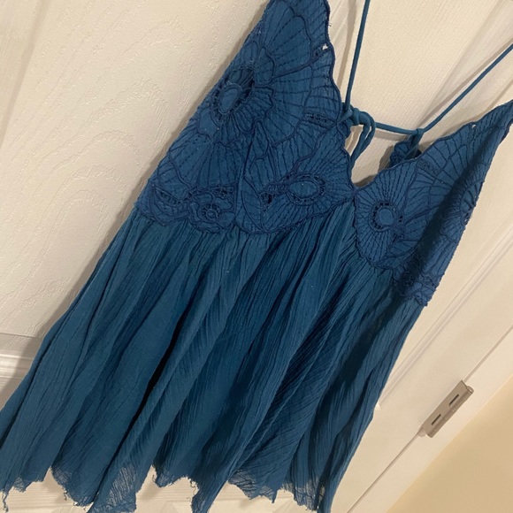 FREE PEOPLE TOP✨ - Picture 5 of 7